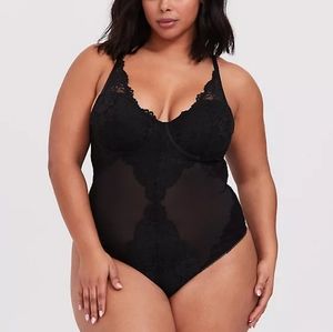 BLACK MESH & LACE UNDERWIRE THONG BODYSUIT